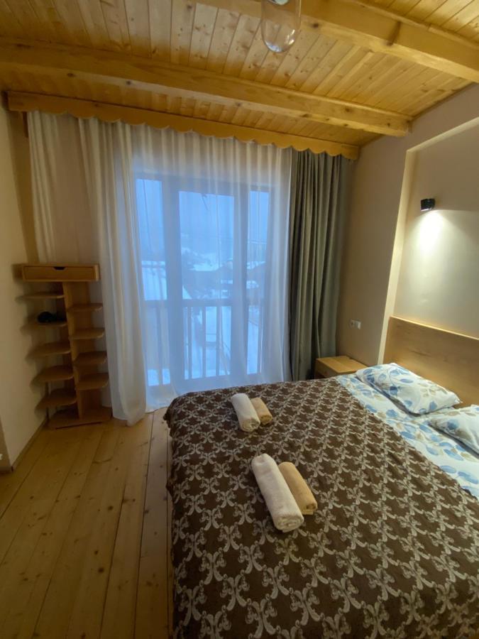 Sana Guest House Местия Екстериор снимка